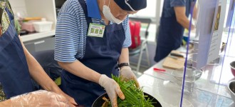 힐링밥상 새콤~달콤~ 도라지오이김치를 이웃과 나누었습니다!