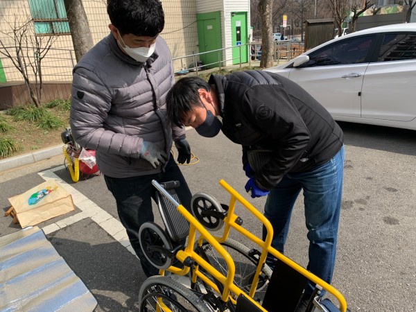 안전과 직결되는 재활보조기구 수리 업무지원