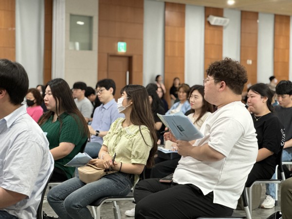 교육에 참여하는 종사자