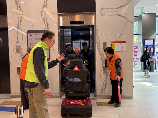 dc3161dae5eae49a2a1edcb1e7f59964_1761896