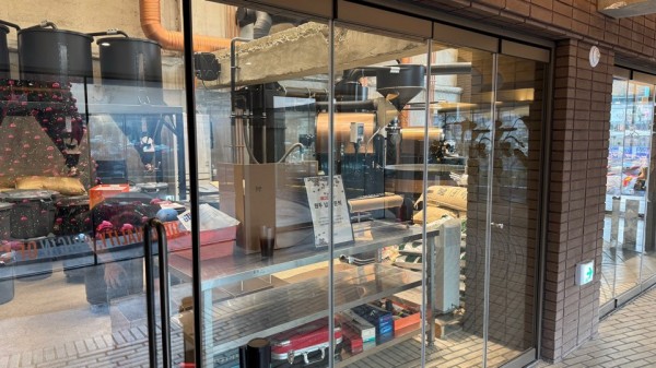 커피 로스팅 장소 사진