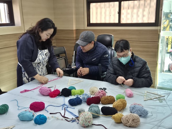 위빙트리 만드는 모습