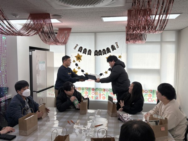 daa08c4f6d7ba5622daab01021ac5106_1767083