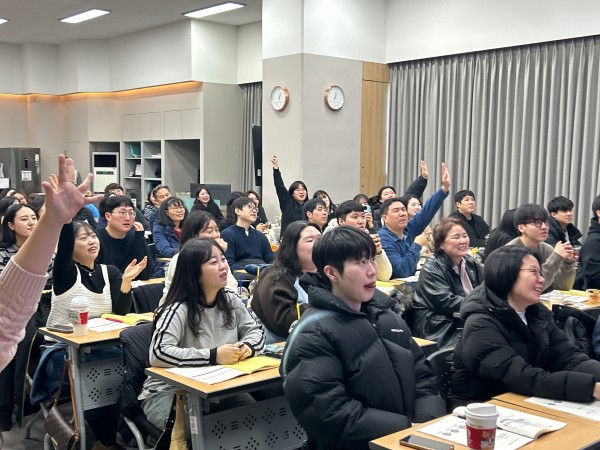 열심히 교육듣는모습