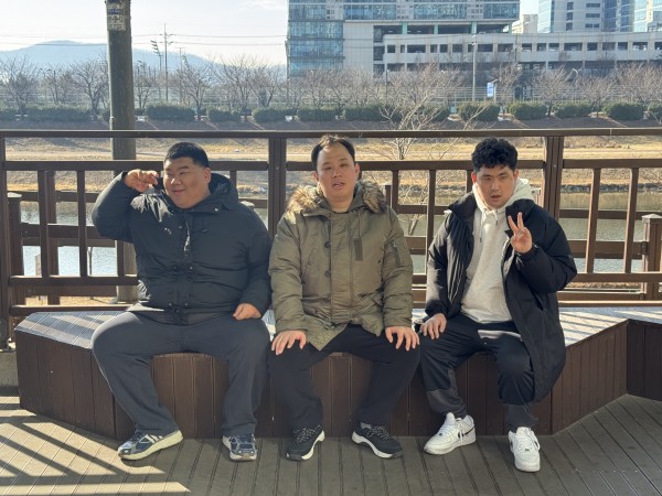 ’휴식하며 한 컷‘=