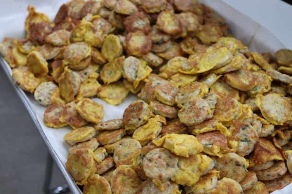 명절음식이 잔뜩 쌓여있는 모습:&gt;&lt;br&gt;&lt;/span&gt;&lt;/font&gt;&lt;/p&gt;&lt;p style=