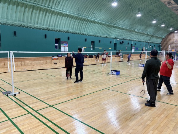 네트 높이에 관하여 설명중