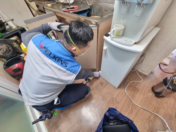 벨킨스 영등포지사 방역서비스 진행중인 모습