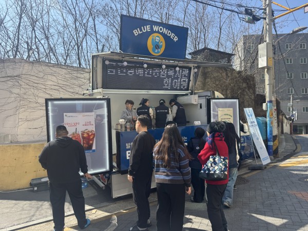 어떤 메뉴를 고를지 즐겁게 고민하는 시간