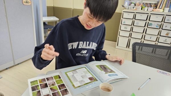 퍼즐 맞추기로 찾아보는 짝꿍 친구