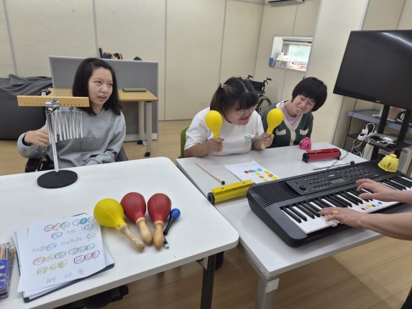 2실 이용인들 한 컷